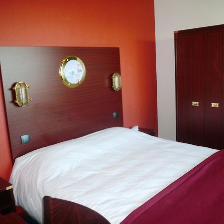 Hotel Les Gens De Mer Dunkerque By Popinns Dunkirk Exterior photo